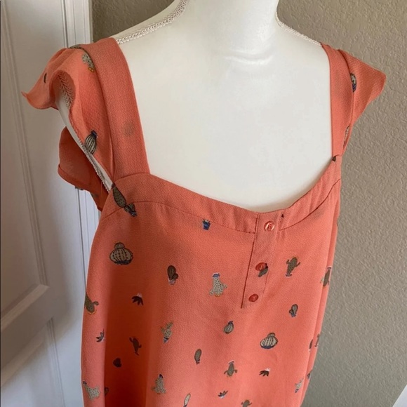 EUC Torrid chiffon top- worn once!! - Picture 3 of 6